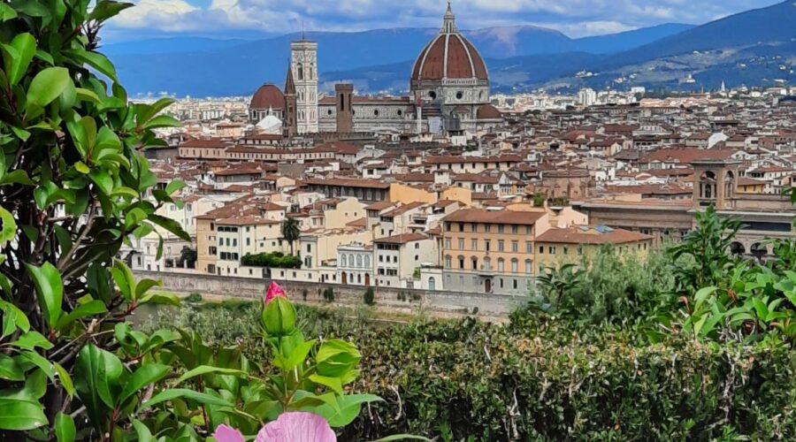 Firenze in primavera: panorama visto da Piazzale Michelangelo