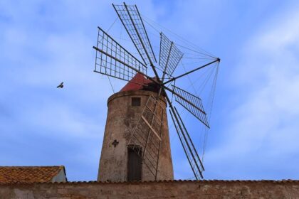 Mulini della Saline di Trapani. Escursione da aggiungere al tour di Trapani in due giorni