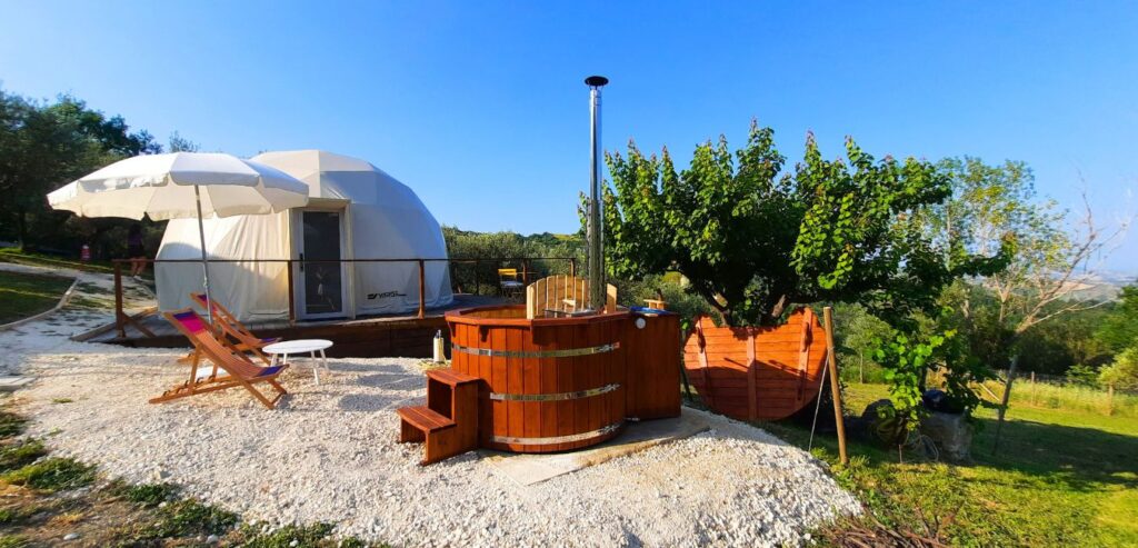 Cosa fare a Pennapiedimonte: lo spettacolare balcone della Majella conosciuto come la "Matera d’Abruzzo" Pennapiedimonte: Soste in Quota Glamping