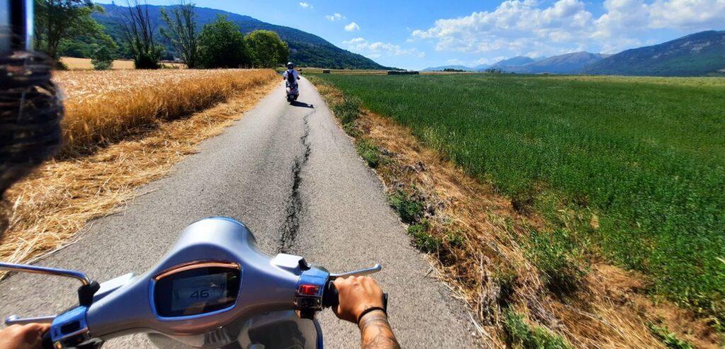 Tour dell’Abruzzo: esperienza in vespa elettrica