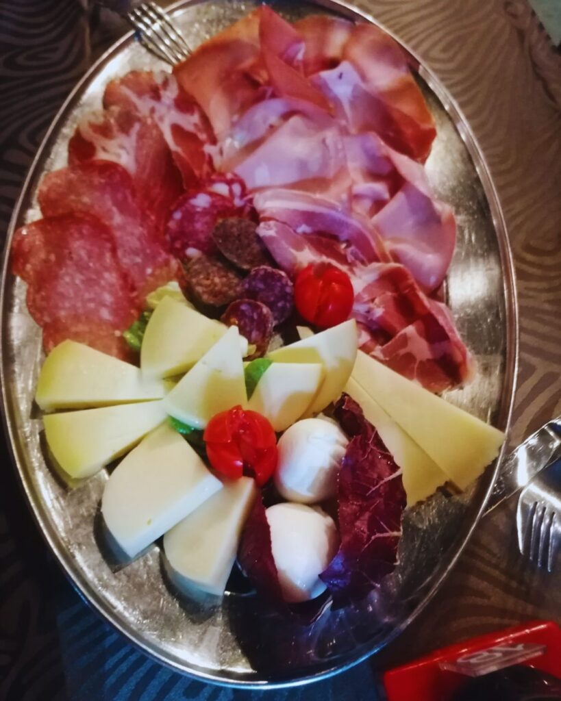 Salumi e Formaggi del Tirino